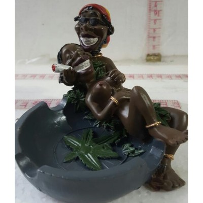 Wholesale Decorative Sexy Resin Cigar Ashtray