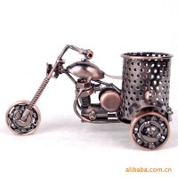 Mettle New Arrival Old Style Motorcycle Metal Crafts Brush Pot