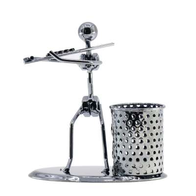 Mettle New Arrival Tinplate Iron Fancy Metal Player Figurine Pen Holder